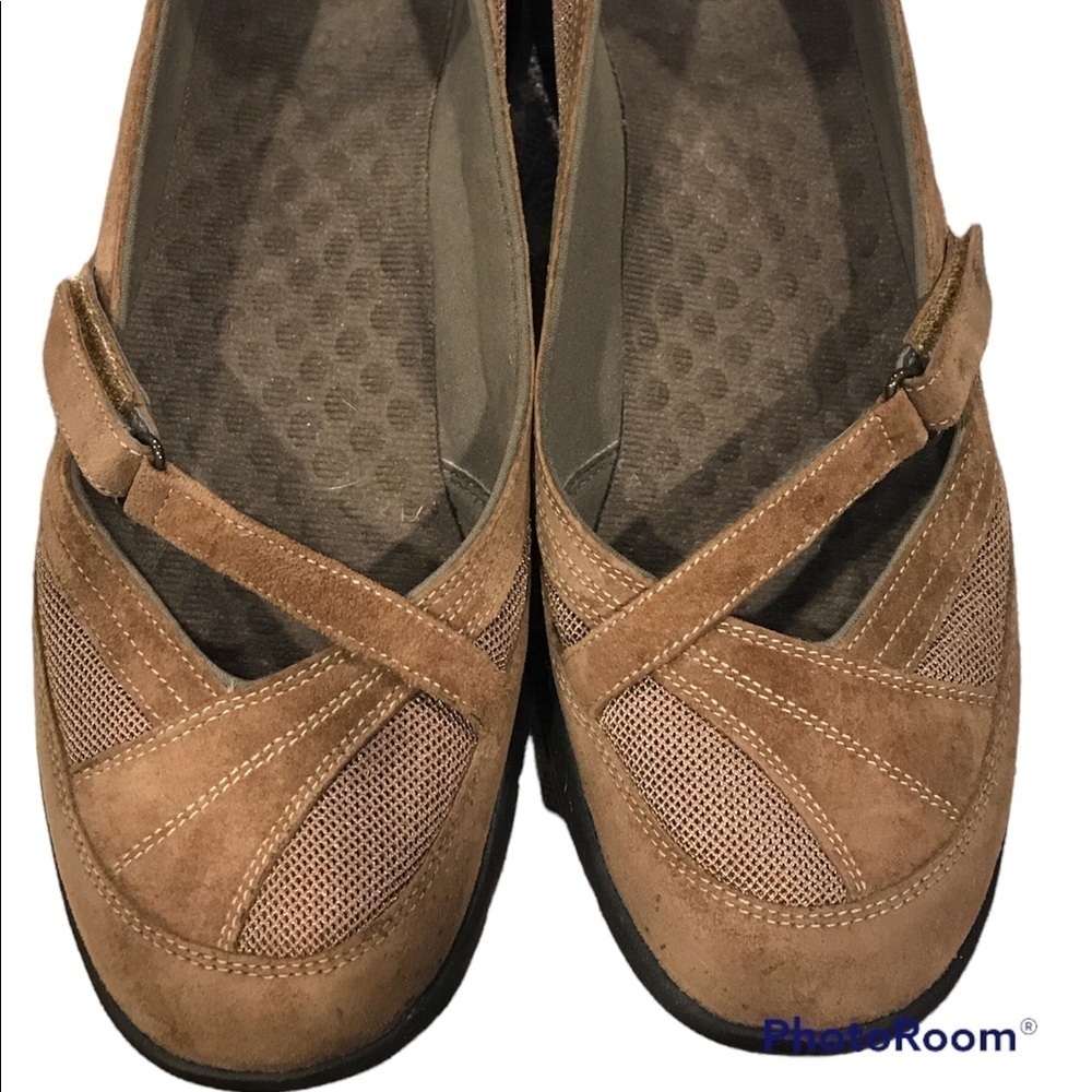 Privo Clarks Casual Athletic Suede Knit Flats Hook Loop Adjustable Woman’s 8 - Picture 2 of 7